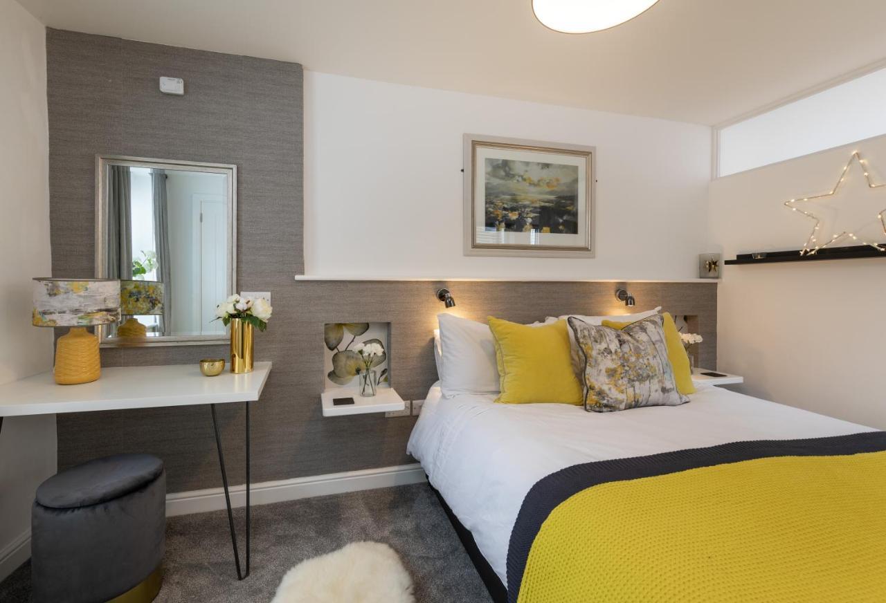 Bijou Romantic Retreat, Whitby Centre エクステリア 写真